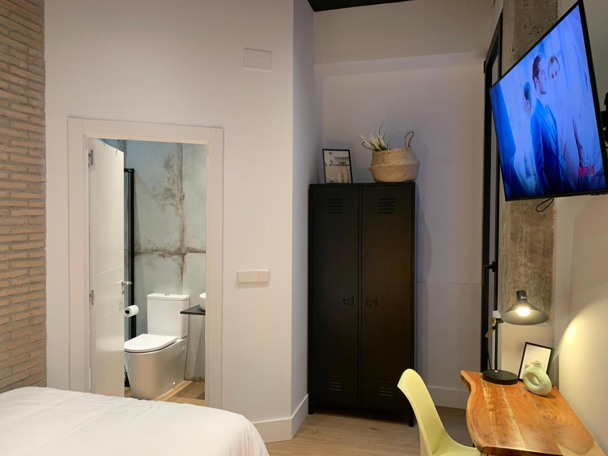 La Reina Beach Rooms Valencia Eksteriør bilde
